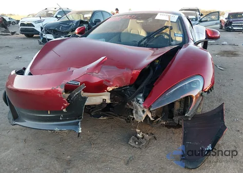 2015 Mclaren 650S z USA, uszkodzony, nr VIN SBM11FAA2FW004592